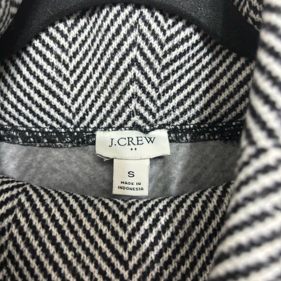 J. Crew Factory Long-Sleeve Funnelneck Pullover in Black and White Herringbone S - Picture 5 of 7